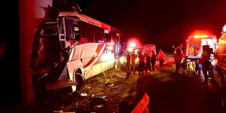 Identifican a dos víctimas de la tragedia en la carretera Chihuahua-Delicias