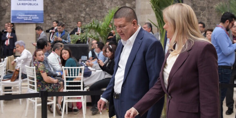 Maru Campos y César Jáuregui respaldan el nuevo Plan Estratégico de la FGR