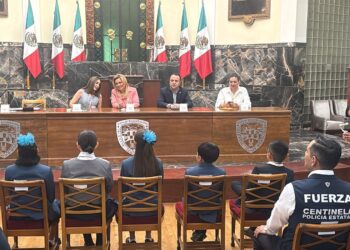 Maru Campos encabeza festejos del Día del Niño; toma protesta al Gabinete Infantil