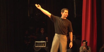 Alan por el Mundo impulsa el Festival Referencia Norte con conferencia sobre viajes y experiencias personales