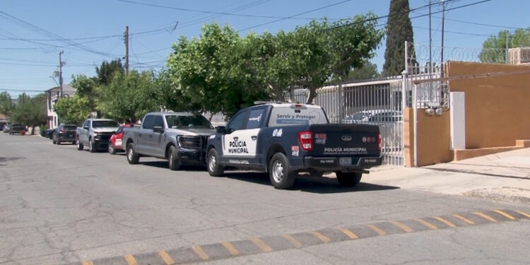 Asaltan a adulto mayor y le roban 300 mil pesos tras salir de banco