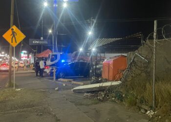 Adulto mayor se queda sin frenos en la Av. Tecnológico