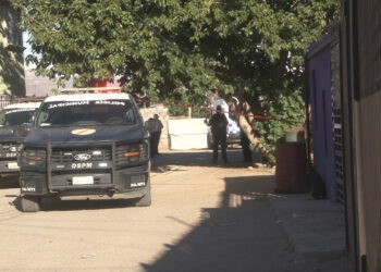 Atacan a balazos a joven de 28 años en la colonia Veteranos; los agresores huían en moto