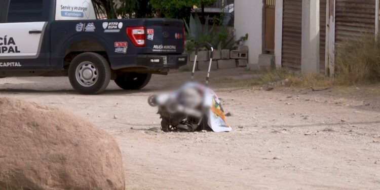 Localizan a mujer sin vida con huellas de violencia en la colonia 20 Aniversario