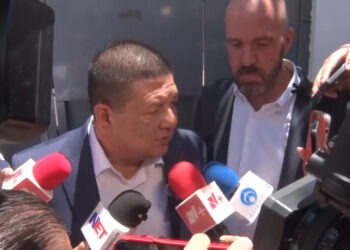 César Jáuregui acudió a declarar ante la FGR en Ciudad Juárez
