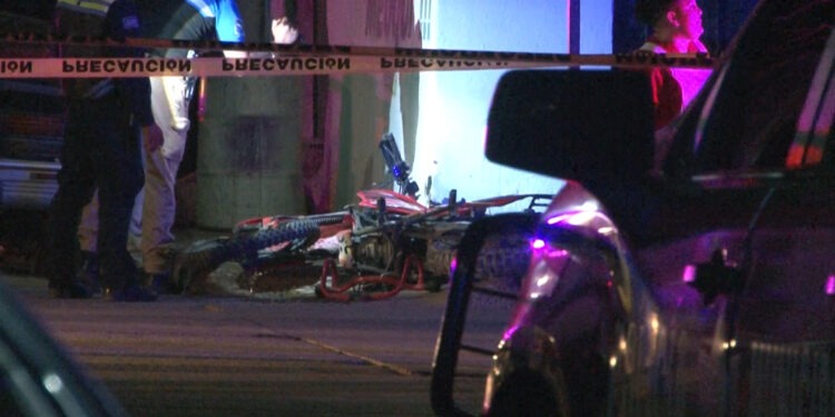 Choque entre motocicletas deja un muerto en Meoqui