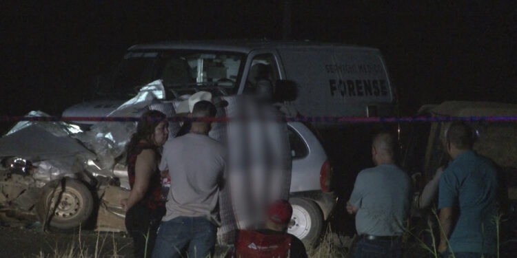 Choque frontal en la libre Saucillo-Conchos deja un muerto y varios heridos