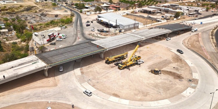 Concluyen con éxito montaje de trabes en Paso Superior carretera Aldama y avenida Fuerza Aérea