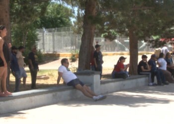 Familias aprovechan el Día del Trabajo para disfrutar de parques y espacios públicos en la capital