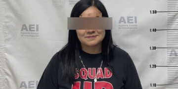 Detienen a mujer acusada de abusar sexualmente de una menor de 16 años
