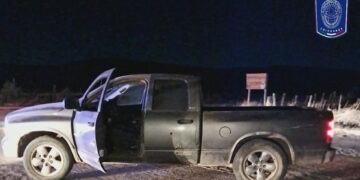 Encuentran a pareja ejecutada a bordo de camioneta en Madera