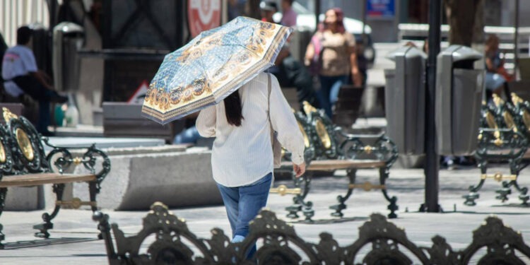 Exhorta Secretaría de Salud a reforzar medidas preventivas ante altas temperaturas