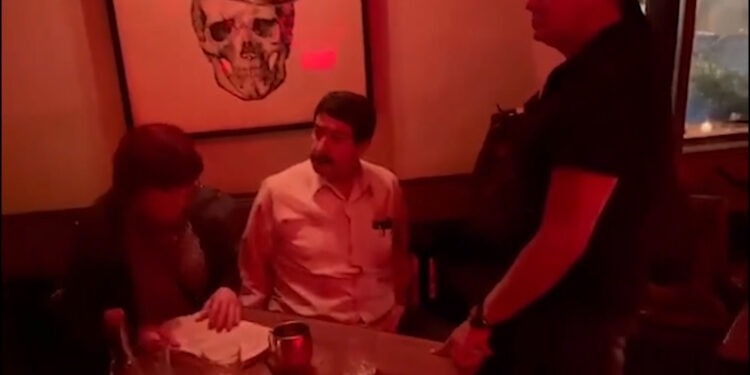 Posponen audiencia por denuncia de Javier Corral contra Maru Campos