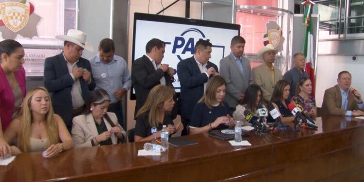 PAN respalda a Maru Campos y analiza marcha ante señalamientos de Morena