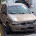 Tráiler le cierra el paso a automóvil en la carretera Chihuahua-Aldama