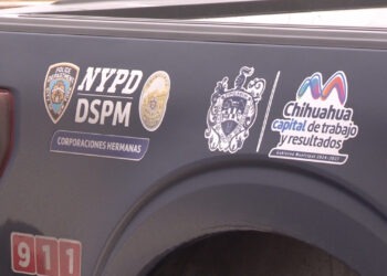 Bonilla defiende colaboración con Policía de Nueva York tras polémica por logotipos