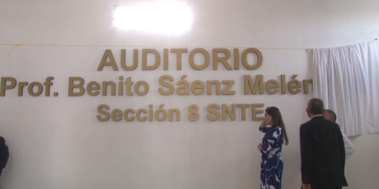 Nombran salón en Meoqui en honor al maestro Benito Sáenz Meléndez