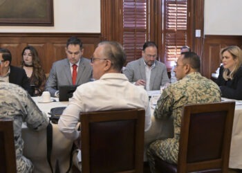 Maru Campos encabeza Mesa de Seguridad en Palacio de Gobierno