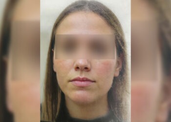 Mujer recibe cuatro años de prisión por posesión de vehículo con reporte de robo