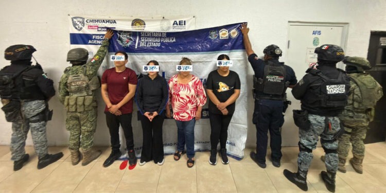 Operativo coordinado deja cuatro detenidos y aseguramientos en cateo en Parral