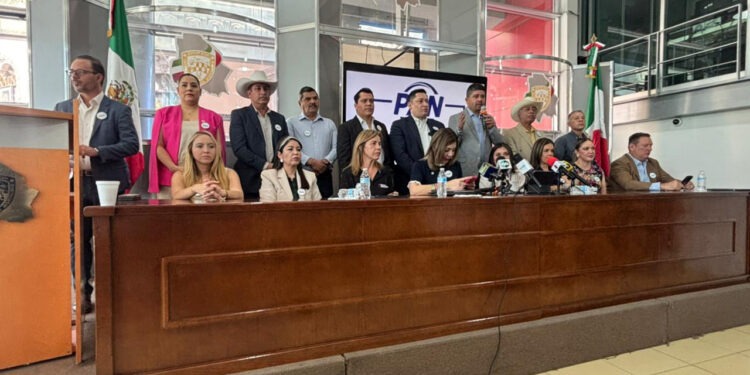 PAN respalda a Maru Campos y analiza contramarcha ante ataques de Morena