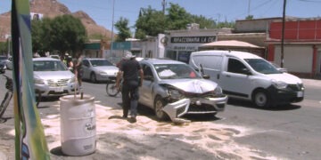Pareja lesionada tras carambola en la zona centro de la ciudad
