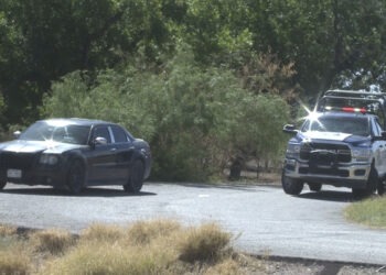 Persecución desde la capital hasta Meoqui deja un detenido y un vehículo asegurado