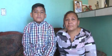Piden apoyo para Mateo, niño con leucemia originario de Delicias