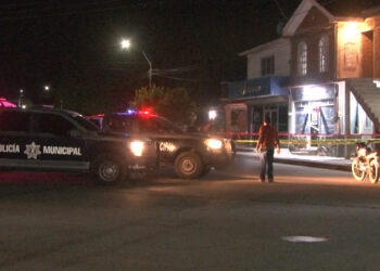 Pierde la vida frente a farmacia en Meoqui