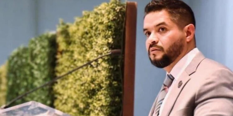 Renuncia el Fiscal de Operaciones Estratégicas ante investigación de la FGR por caso CIA