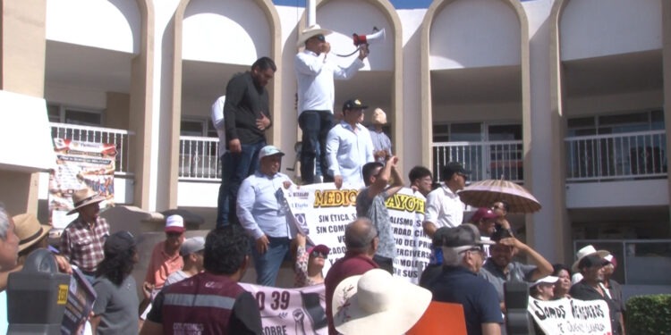 Se manifestaron simpatizantes de Morena en Delicias