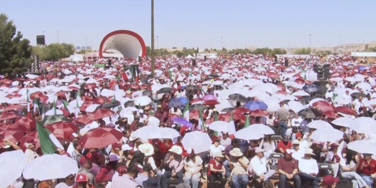 Abarrotan la Plaza de la Mexicanidad en Juárez por segundo aniversario del triunfo de Sheinbaum
