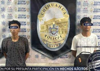 Detienen a dos por robar cámaras fotográficas