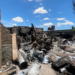 Así amaneció la fábrica de muebles consumida por el incendio en la colonia 3 de Mayo