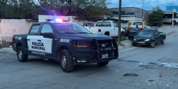 Choca policía municipal en la colonia Barrio de Londres