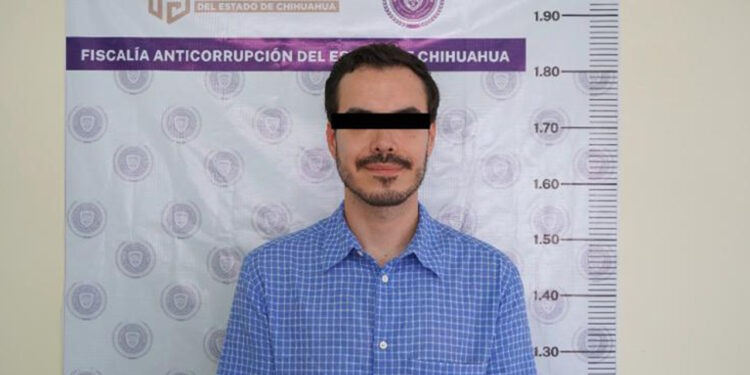 Detienen a médico del Ichisal por presunto peculado de tratamientos oncológicos