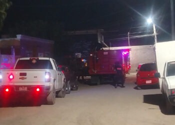 Incendio en bodega de carbón moviliza a Bomberos en Delicias