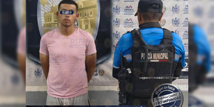 Lo detienen por escandalizar y resulta con orden de aprehensión vigente