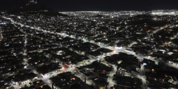 Modernizan alumbrado público en la zona sur de Chihuahua; instalan tecnología LED en 295 colonias
