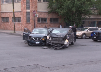 Choque en Aldama y Pacheco deja dos personas lesionadas