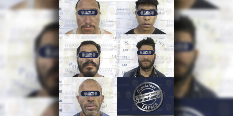 Policías municipales detienen a cinco personas por supuesto robo en vagones del ferrocarril