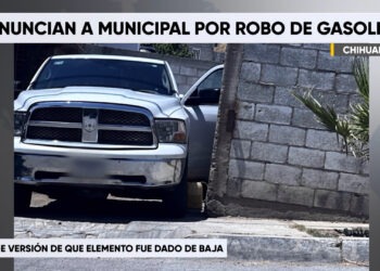 Señalan a policía municipal por presunta extracción de combustible de patrulla