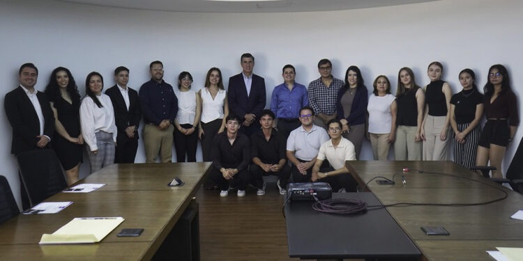 Reconoce Rafa Loera talento de jóvenes estudiantes del Tec ll
