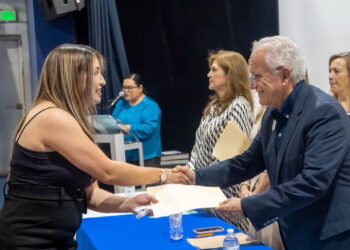 Se gradúan 160 personas de cursos de capacitación en Cuauhtémoc