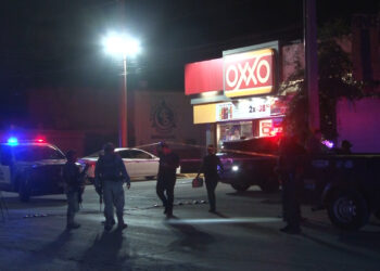 Ejecutan a “El Mudo” al exterior de un OXXO en la colonia Revolución