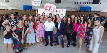 Encuentro “Mujeres, Caminemos Juntas” recibe a más de mil 700 asistentes