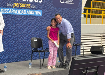 Entregan 212 aparatos auditivos a través del programa “Todo Oídos”