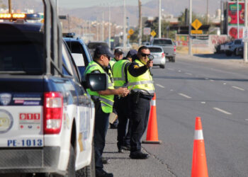 Exhortan a extremar precauciones ante incidencia vial en Chihuahua