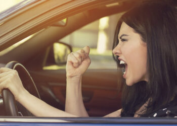Ira al volante: una reacción extrema ante el tráfico que detona riesgos viales