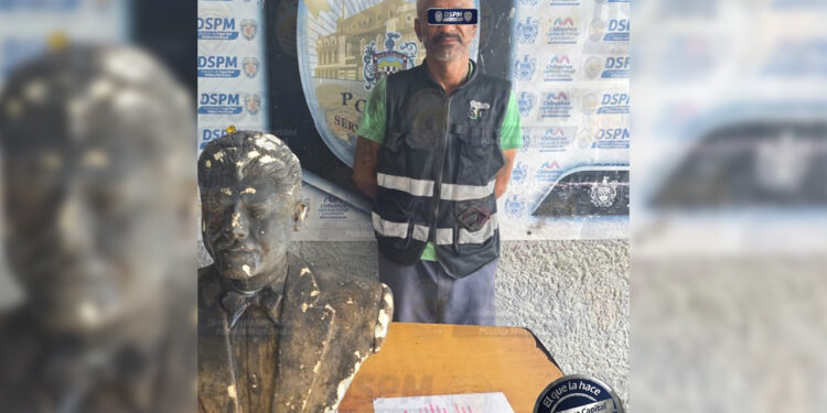 Lo detienen por presuntamente robar un estatua de un monumento de la avenida Pascual Orozco